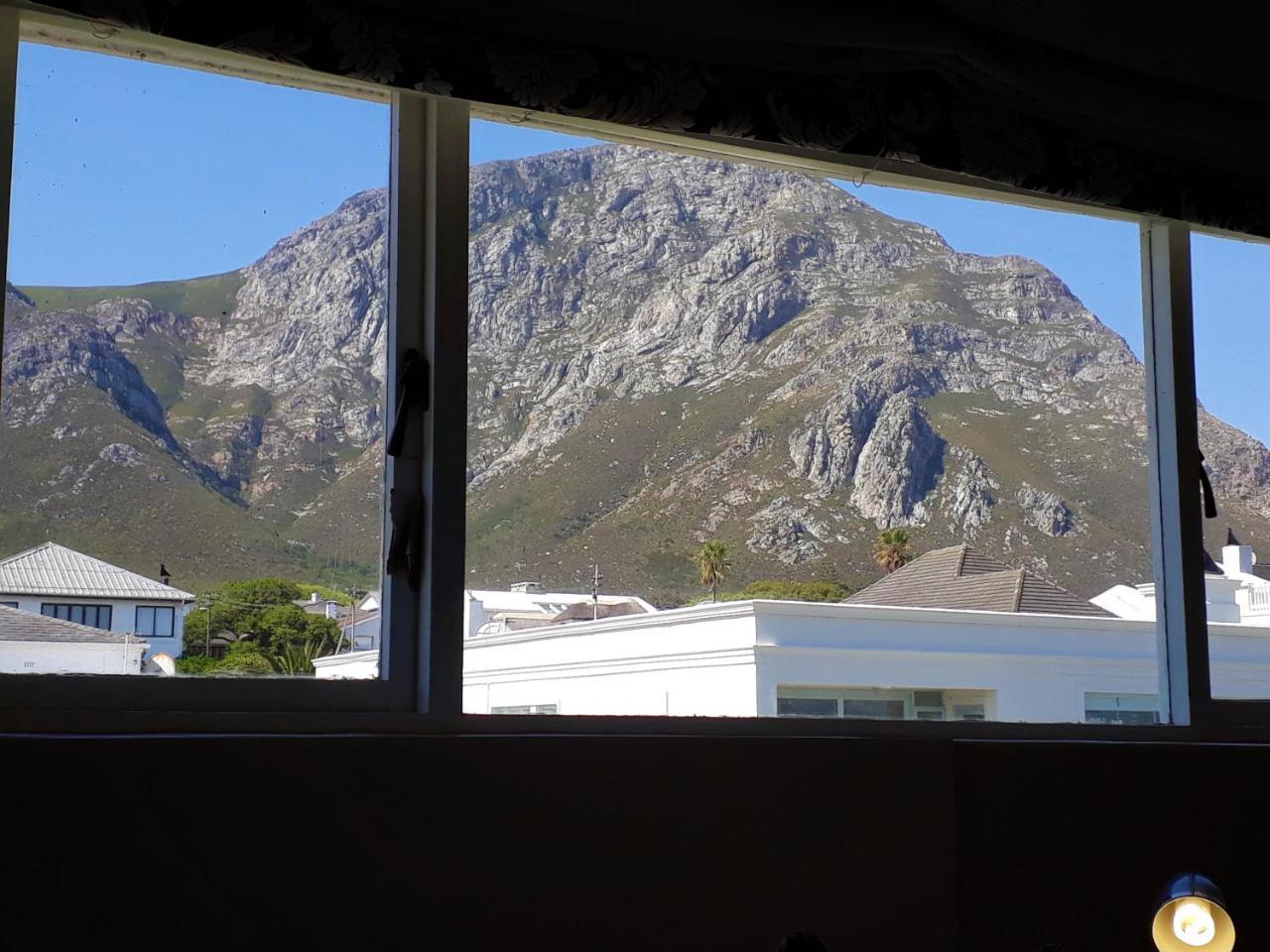 Hermanus Beach Villa Bagian luar foto
