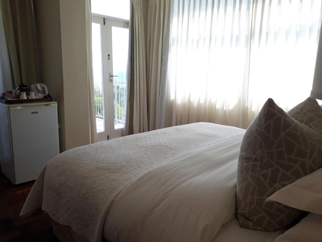 Hermanus Beach Villa Bagian luar foto
